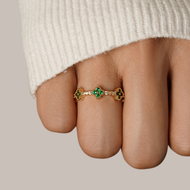 Marisol - Crystal Ring in the Shape of a Clover